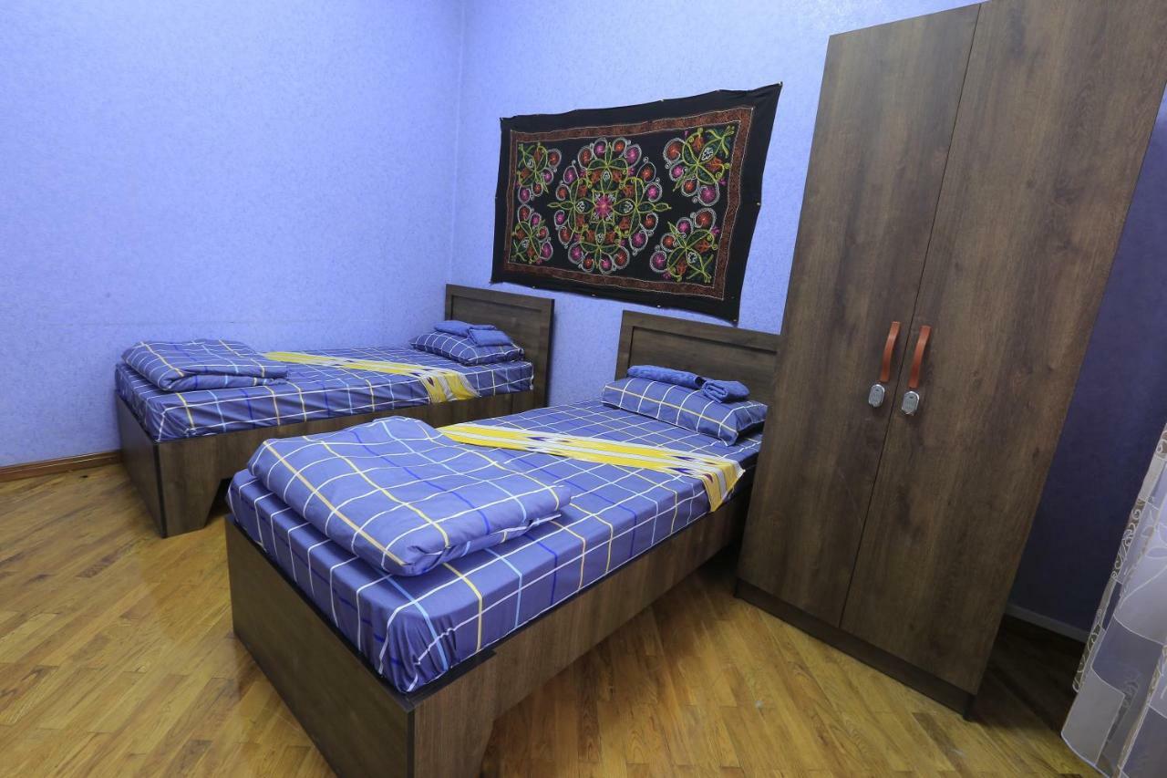 Yellow Hostel Douchanbé Extérieur photo